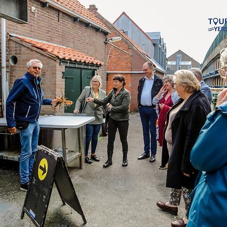 Sfeervol Vakantiehuis In Centrum Yerseke Exteriör bild